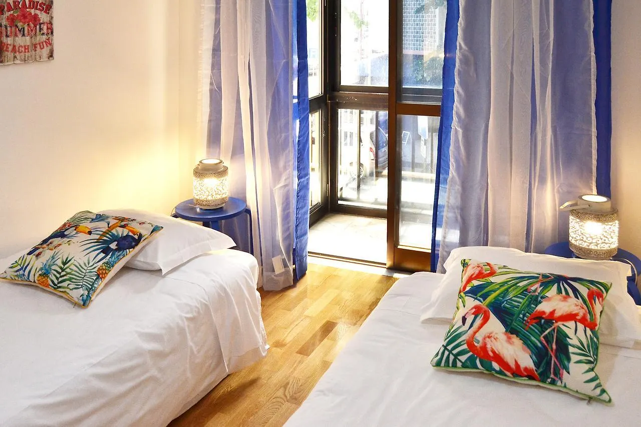 Отель Go Native Lisbon - Vip Campo Pequeno 0*,