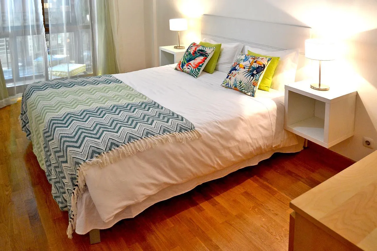 Апартаменты Отель Go Native Lisbon - Vip Campo Pequeno