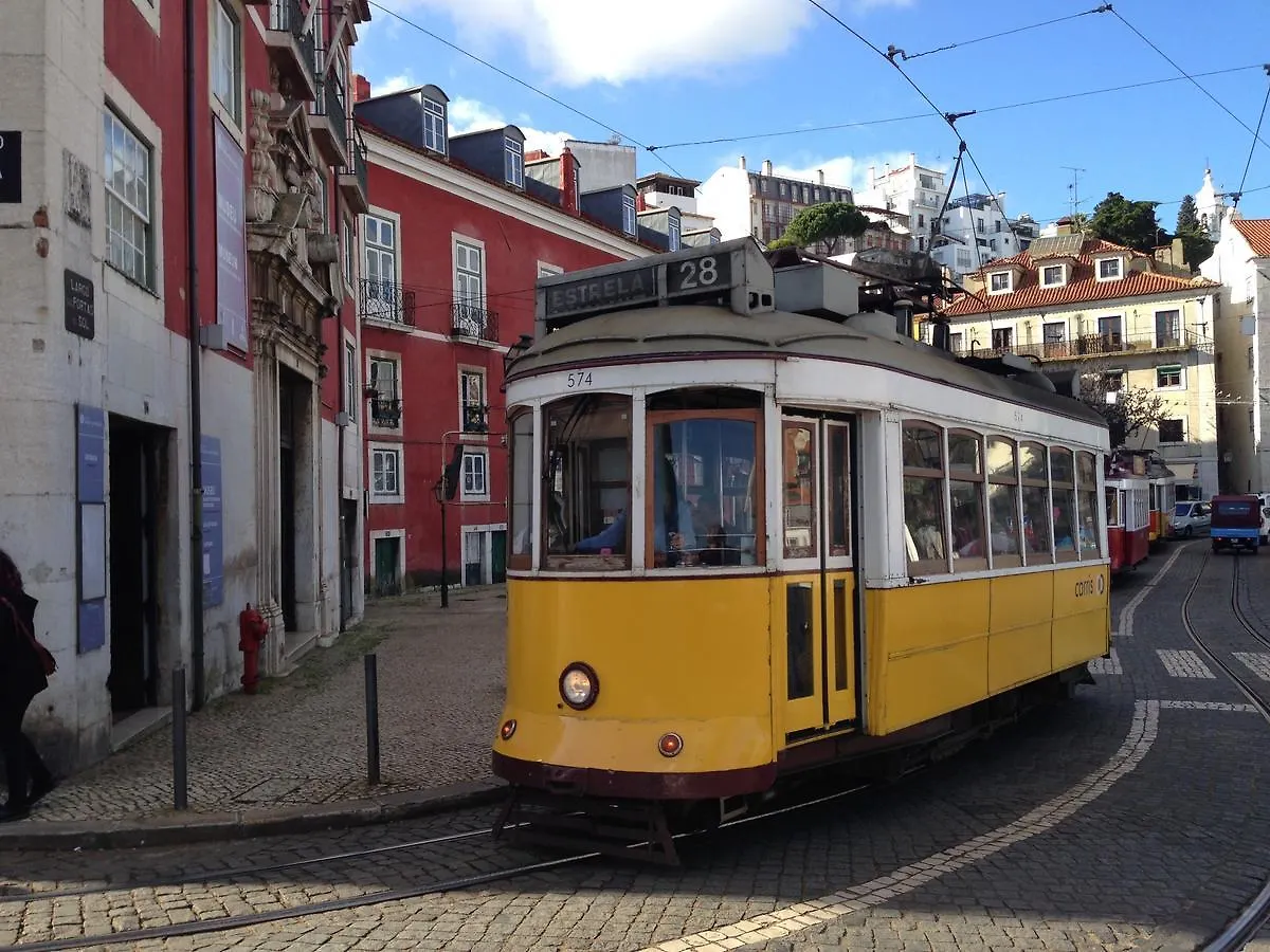 Апартаменты Отель Go Native Lisbon - Vip Campo Pequeno